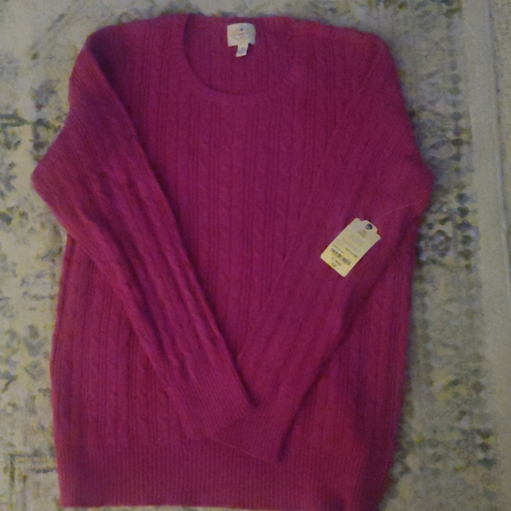 Cable knit pink sweater